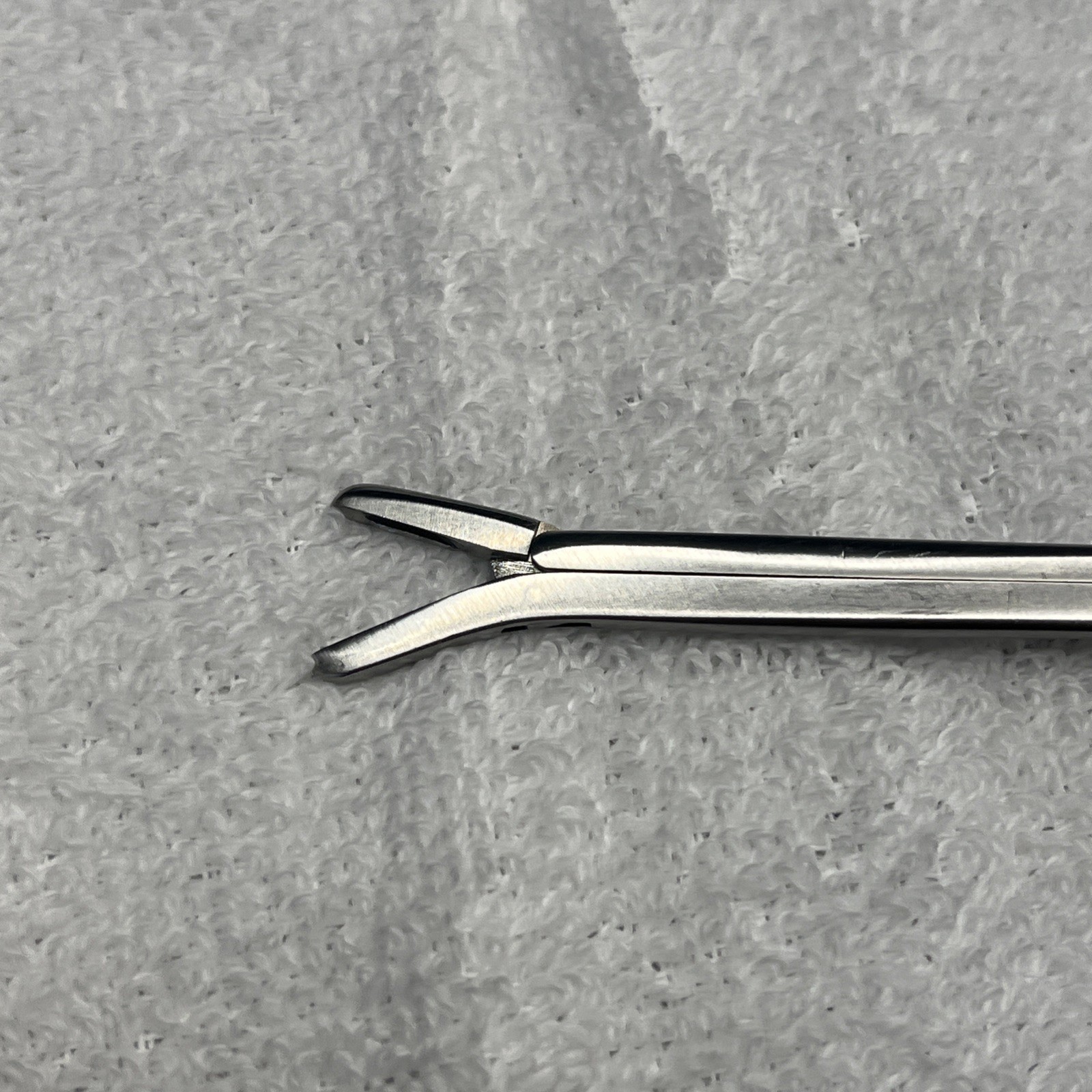 Aesculap Surgical Orthopedic Down Biting 2X10mm Cushing Rongeur MD619