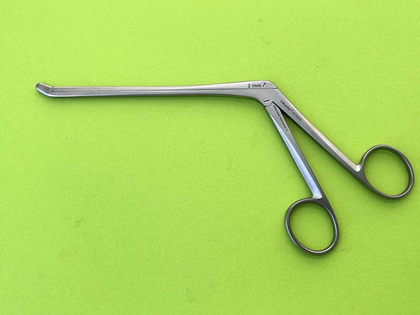 V.Mueller Spinal Pea Pod Rongeur, Angled Up 2mm x 6mm Up Bite, 5-1/2″