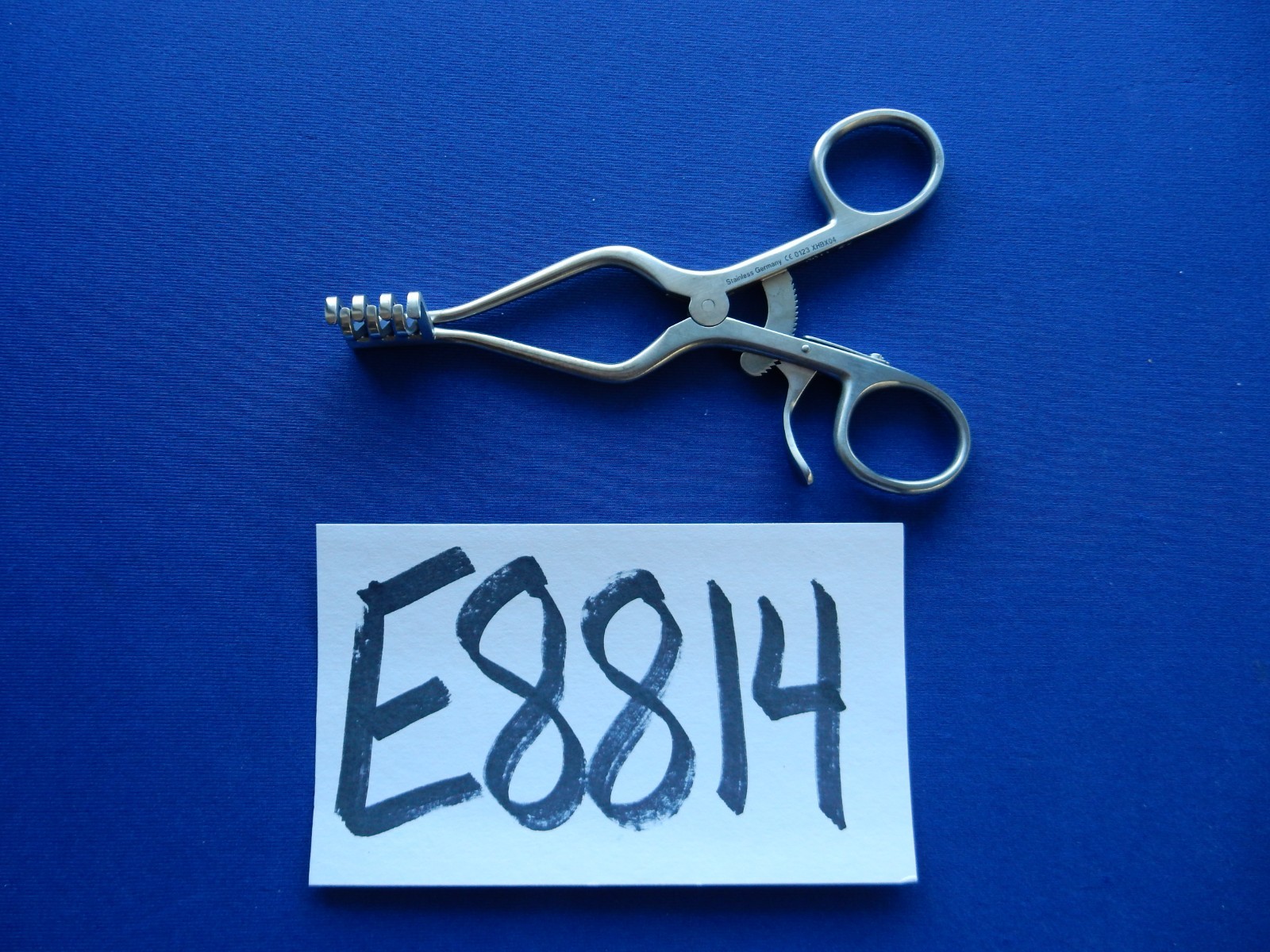 V. Mueller SU3110-001 Weitlaner Blunt 3×4 Prong Retractor 5.5″ Length