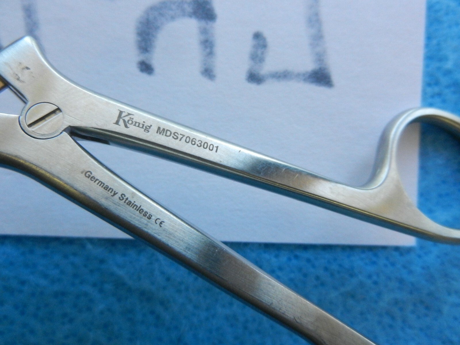 Konig Surgical Down Facing Circular Punch Forceps MDS7063001