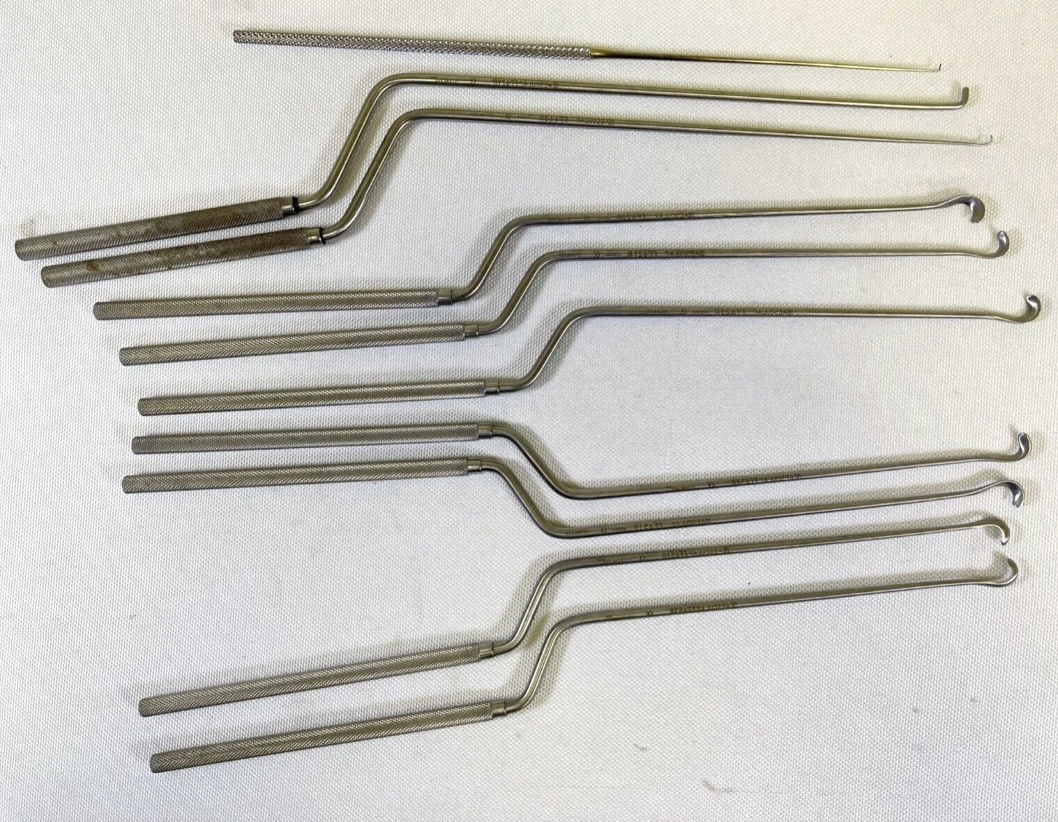 Aesculap Hardy Dissectors Set of 10 Enucleators & Nerve Hooks w Tray Neurology