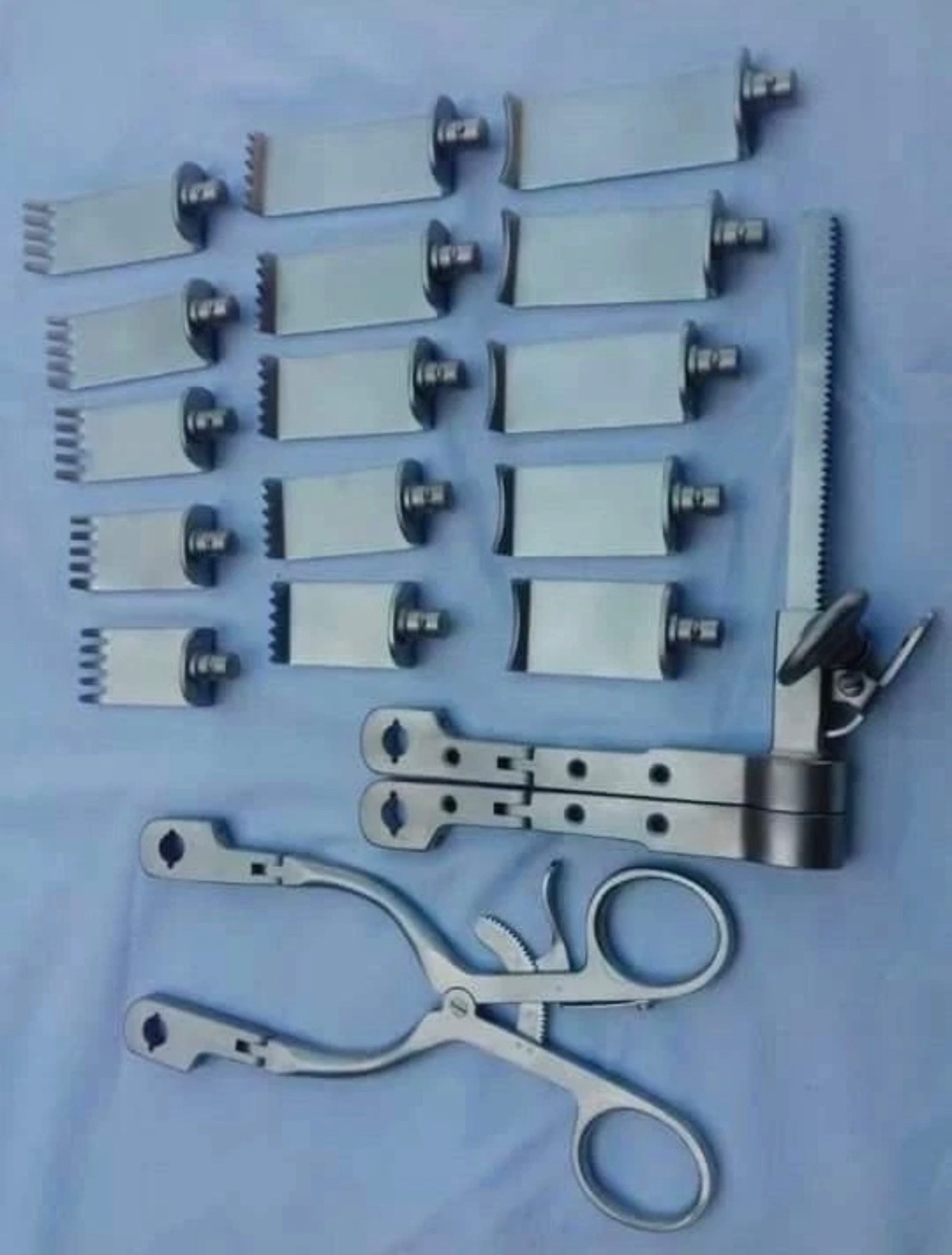Aesculap Surgical Orthopedic Neuro Spine Caspar Cervical Retractor Set
