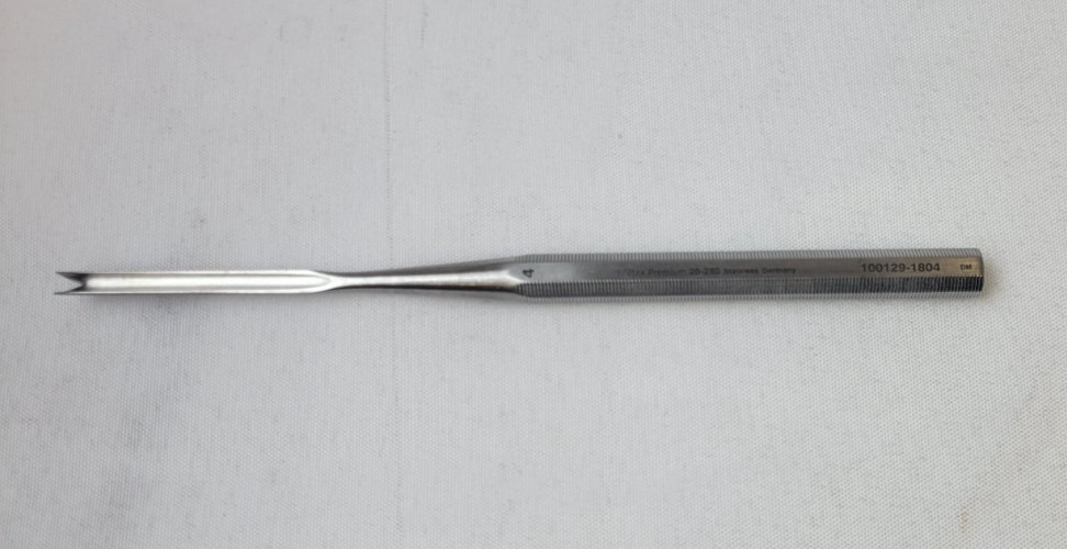 Integra Miltex 20-280 Ballenger V-Shaped Chisel