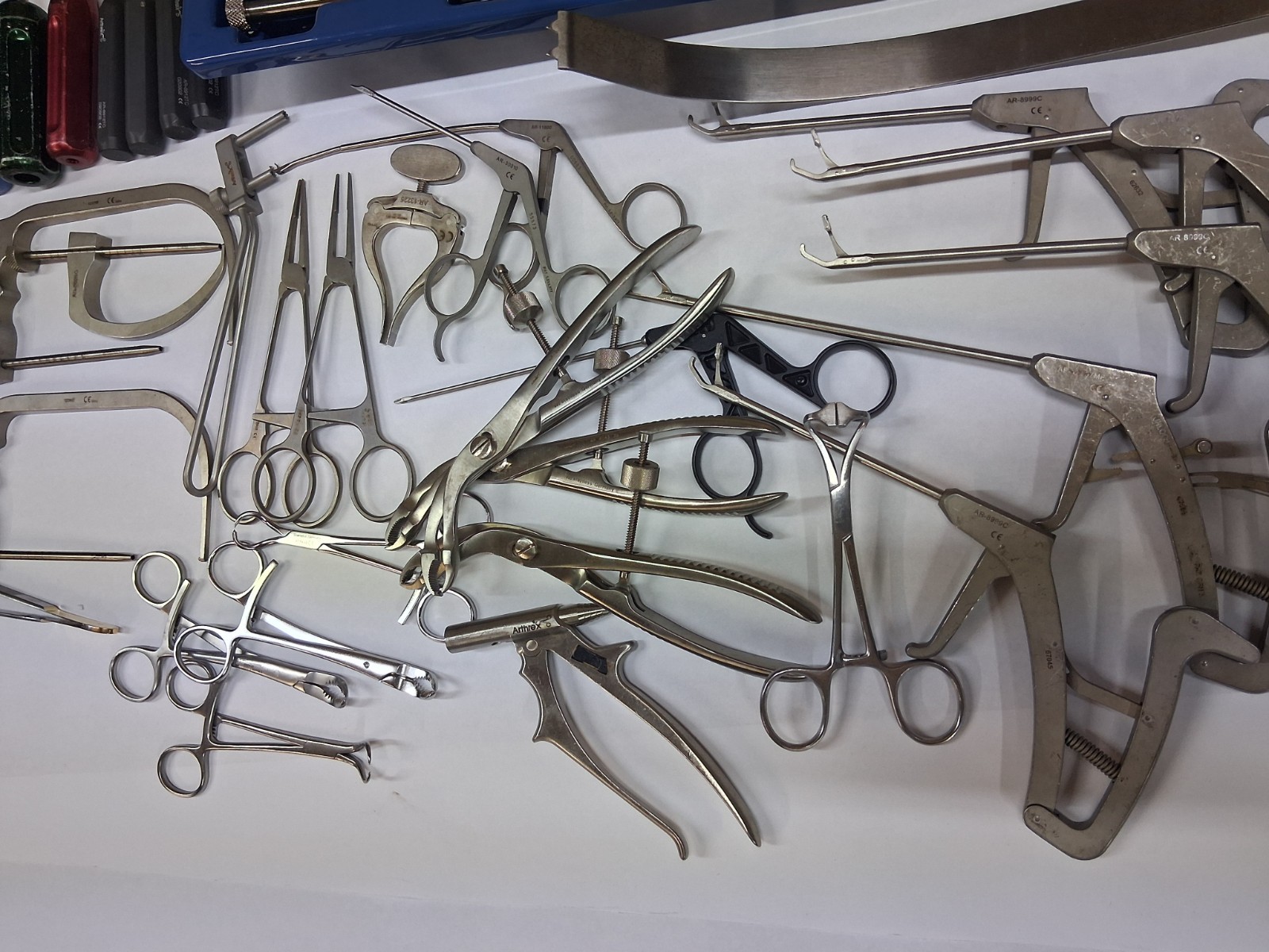 Orthopedic Surgical Instruments Resale Bulk Lot Arthrex Microaire More see photo