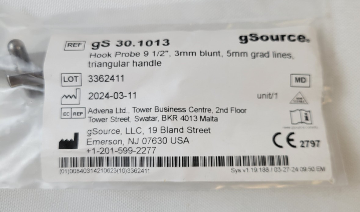 gSource 30.1013 Hook Probe, 3mm Blunt, 5mm Grad Lines, Triangular Handle, 9-1/2″