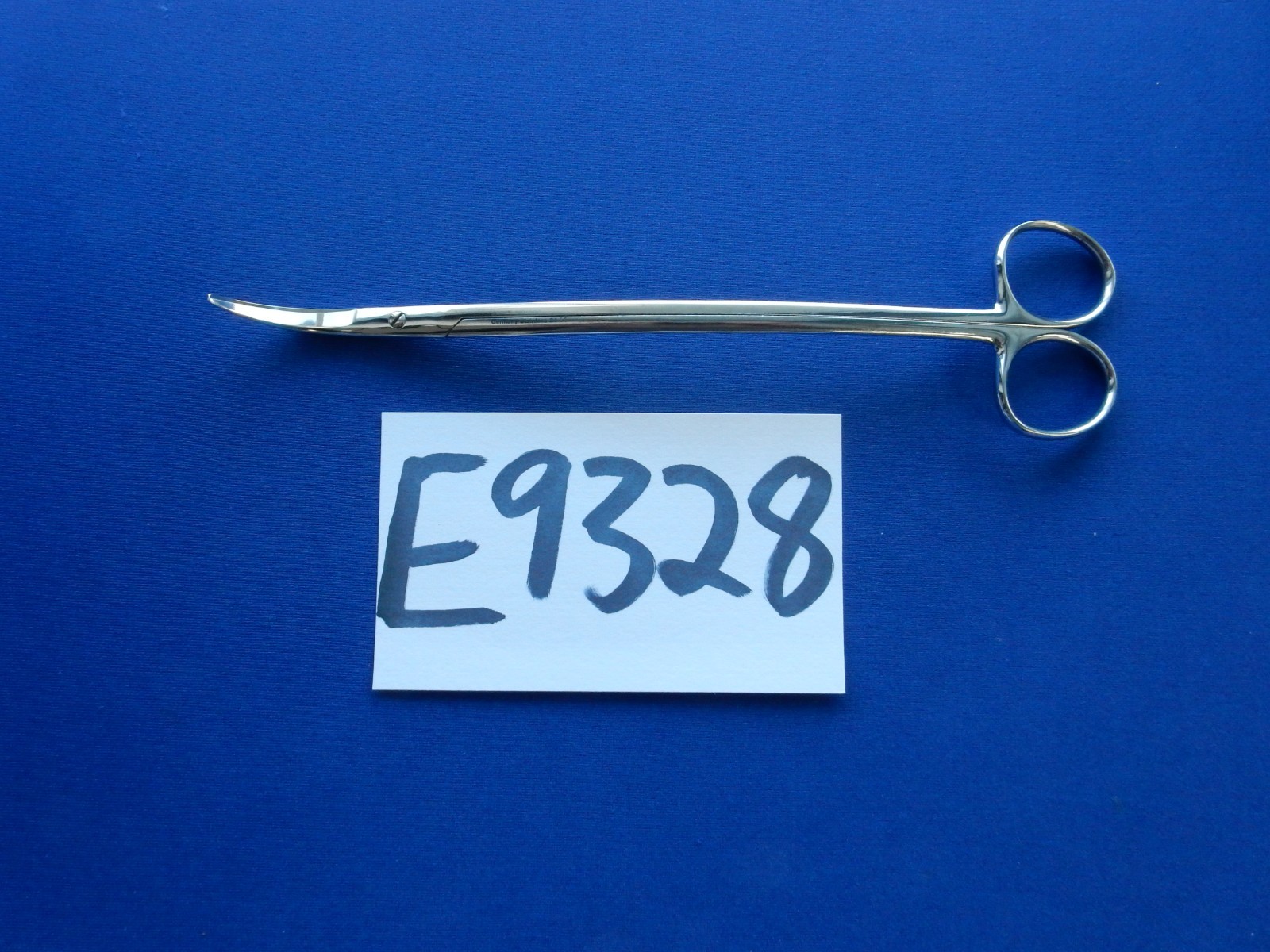 Jarit 310-300 Satinsky Vascular Scissors Curved 9-5/8″