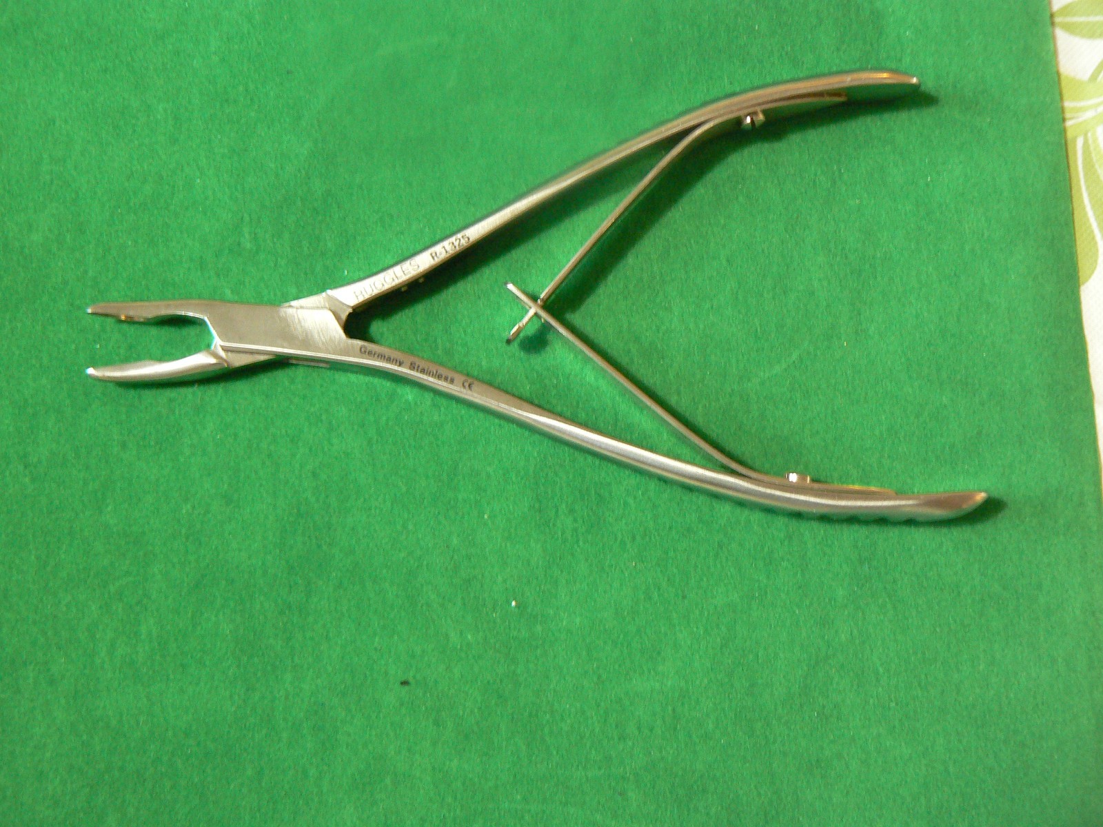 Ruggles R-1325 Double Action Rongeur – Made in Germany 6″