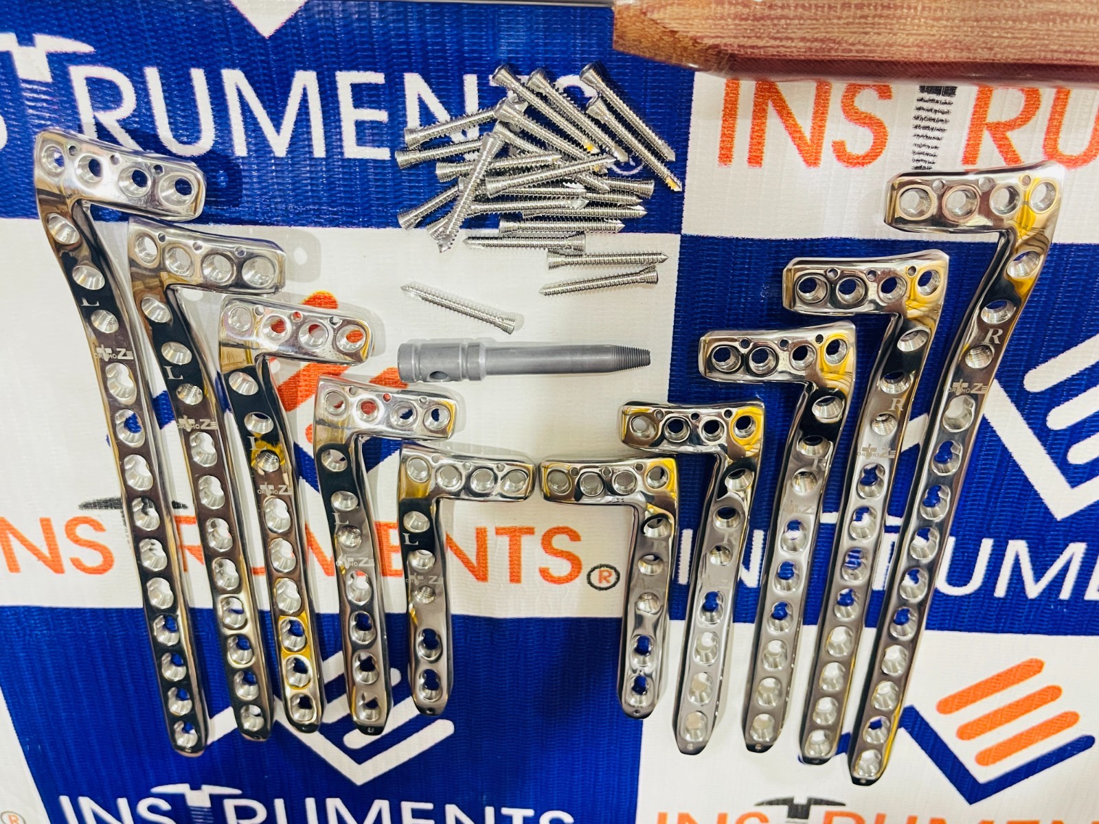 Locking Proximal Tibïa Raft 3,5,7, 9 &11 Hole plate &3.5mm Screw SS 316L (60 pc)