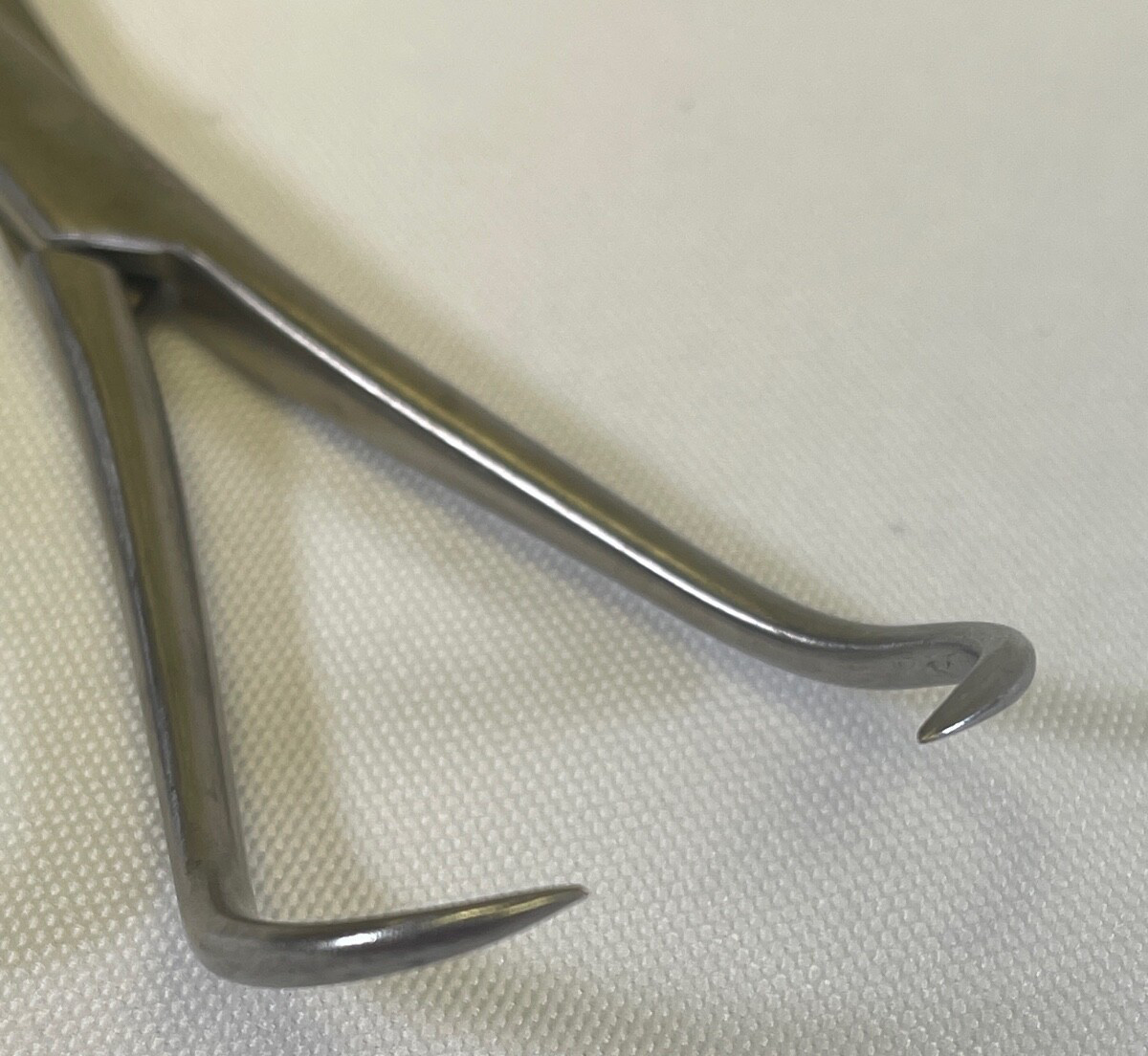Acumed MS-1280 Bone Reduction Forceps 8” Sharp Points Orthopedic Trauma