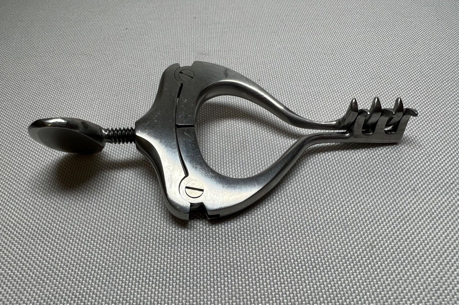 Integra Ruggles Snitman Retractor, 3×3 Sharp Prongs, 4-1/2″
