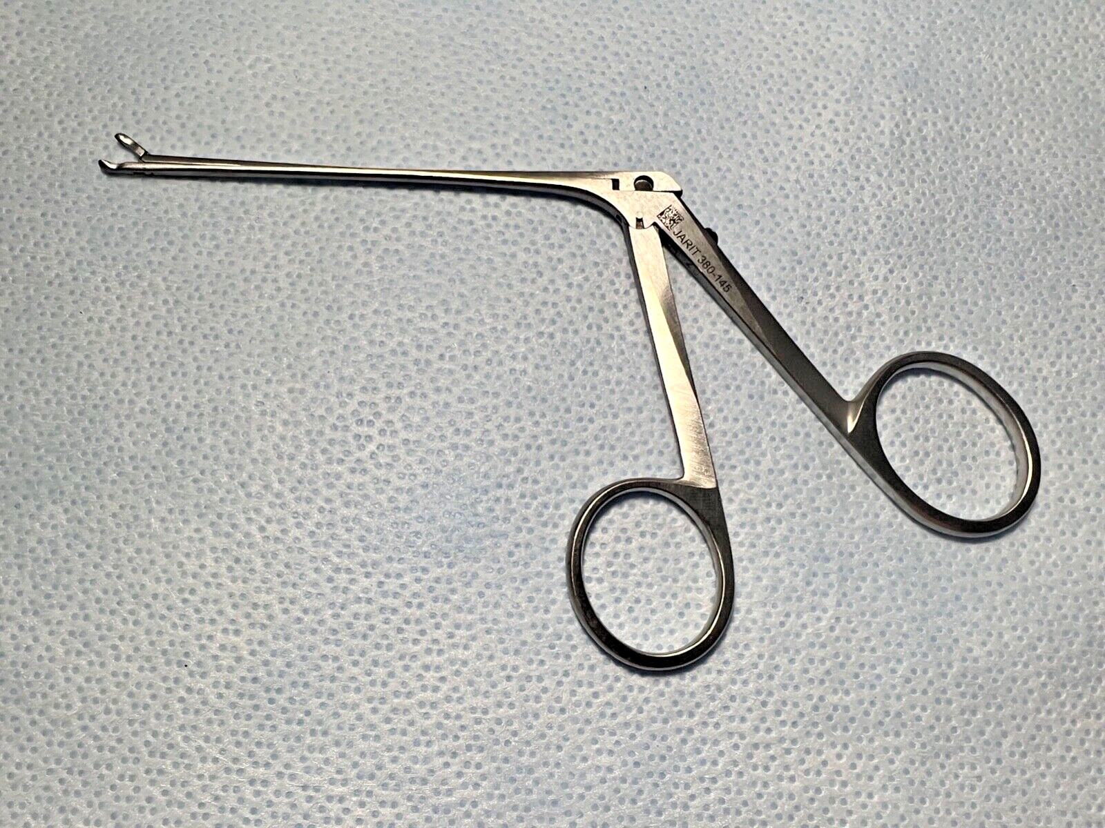 Jarit 380-145 Herzfeld Straight Alligator Ear Forcep, 2mm Cup, 3-3/8″ WL