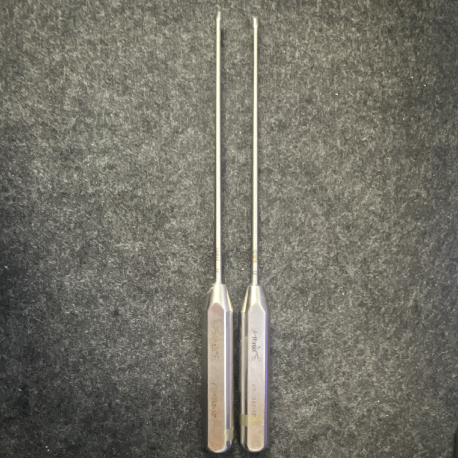Arthrex AR-1342-15° & AR-1342-30° Angled Orthopedic Elevator Set