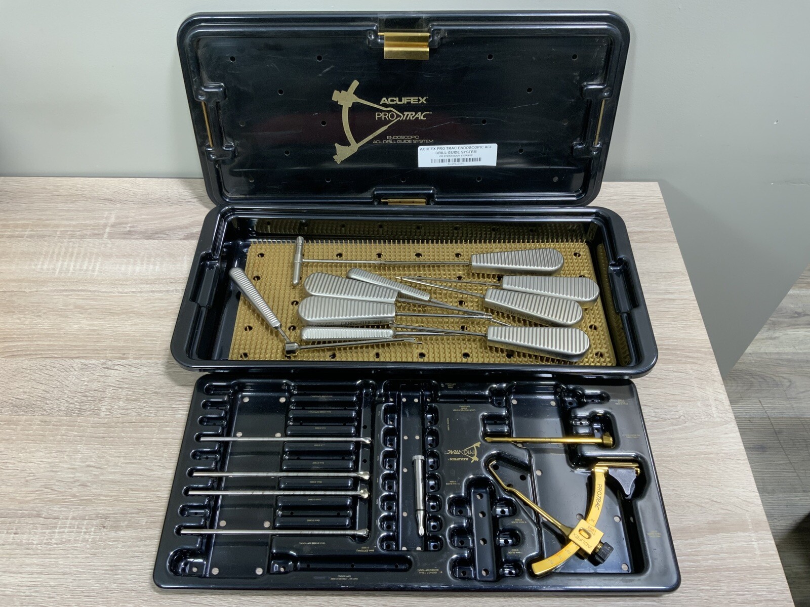 Acufex Pro Trac Endoscopic ACL Drill Guide System