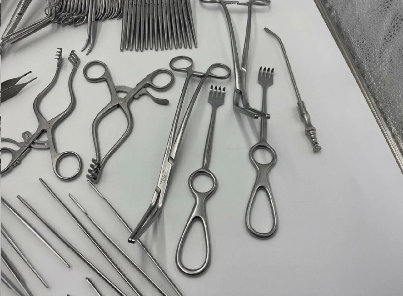 Aesculap Jarit V. Mueller Coronary Artery Bypass Graft Surgical Instrument Set