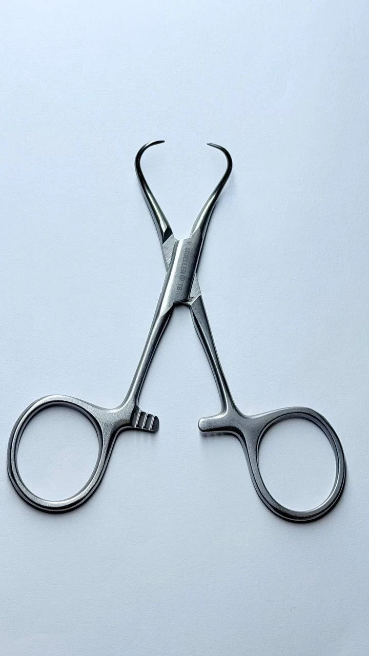 V. Mueller TB Backhaus Towel Clamp Surgical Instrument 4” Stainless
