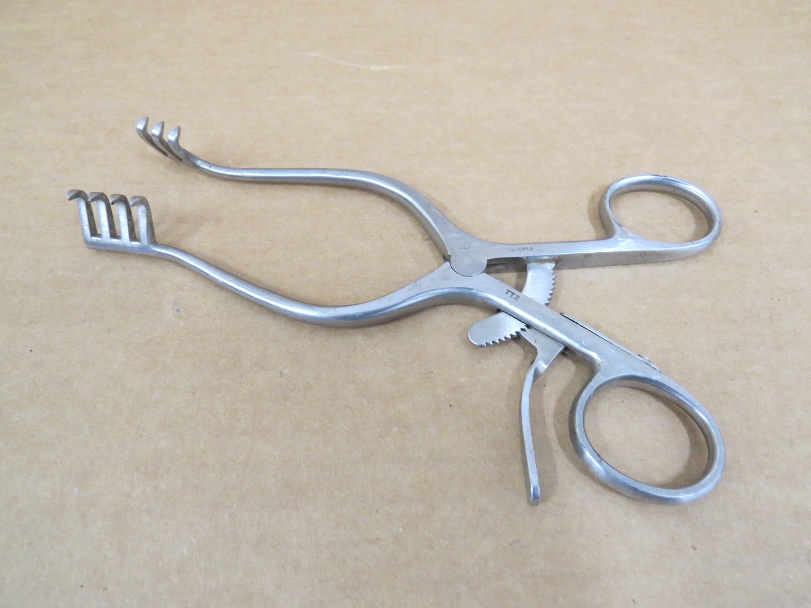 Pilling Surgical 3 X 4 Weitlaner Retractor 16-5352 Germany Stainless Steel