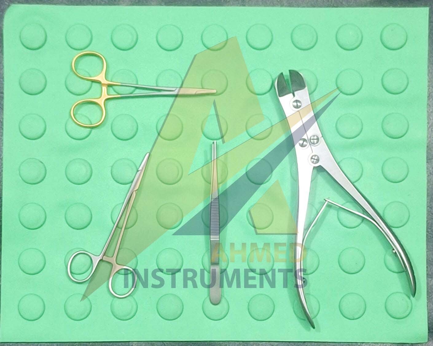 Surgical Magnetic MAT, 12″x 15″,Magnets to Instrument Firmly, Autoclavable Mat
