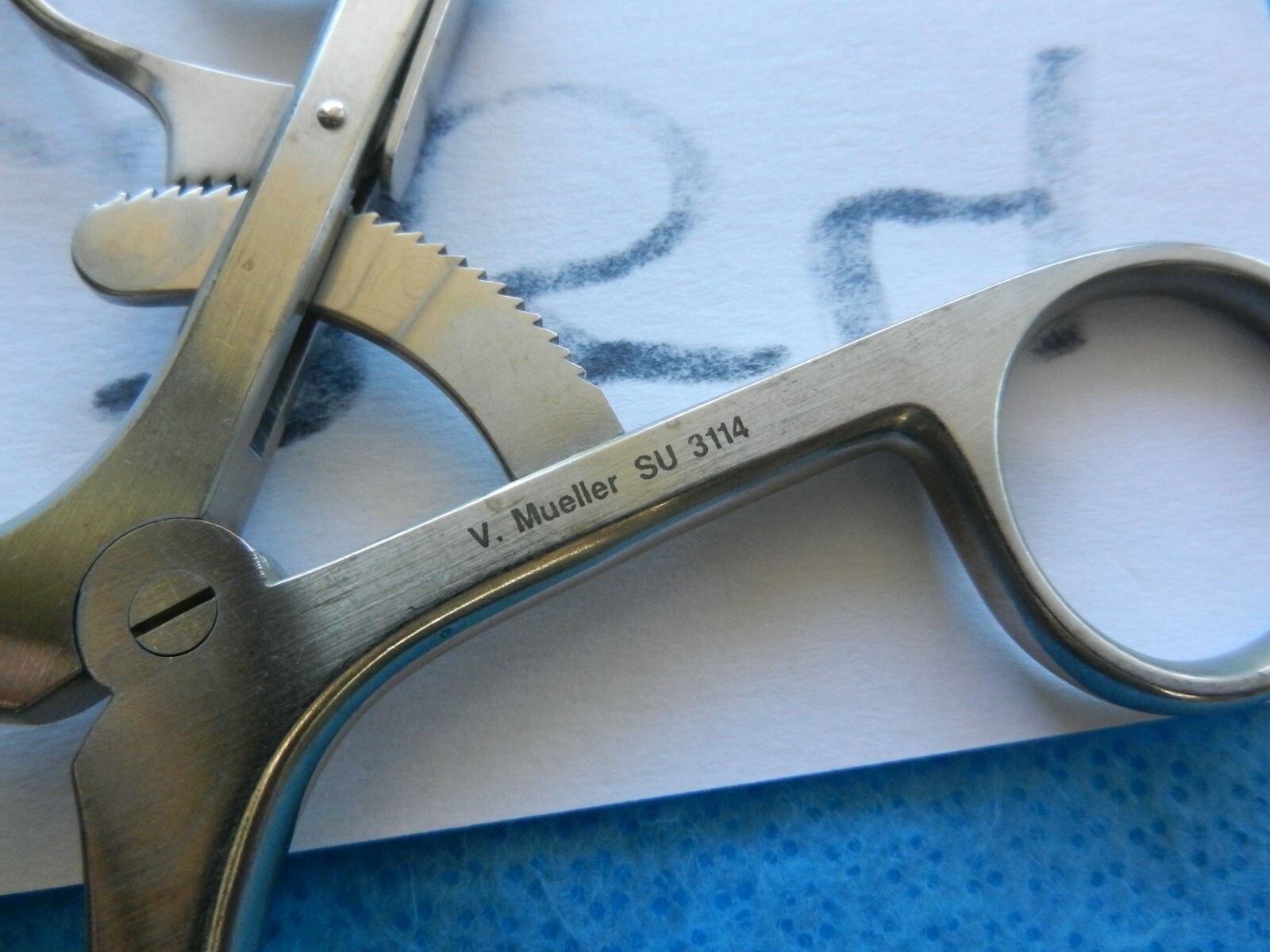 V. Mueller Surgical Orthopedic 3 X 4 Sharp Prong Weitlaner Retractor SU3114
