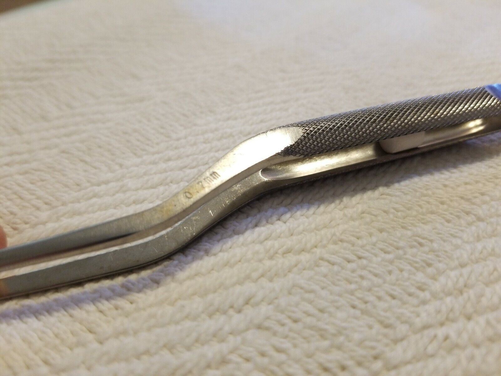 V. Mueller Surgical Neuro Bipolar Forceps .7mm Fine Tip 6 3/4″ MJ3
