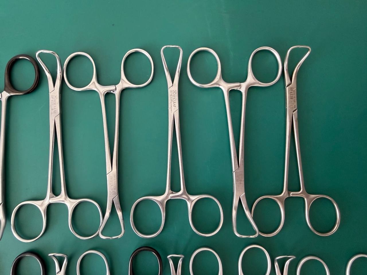 Lot of 30 Aesculap Towel Clamps, BF433R, BF431R