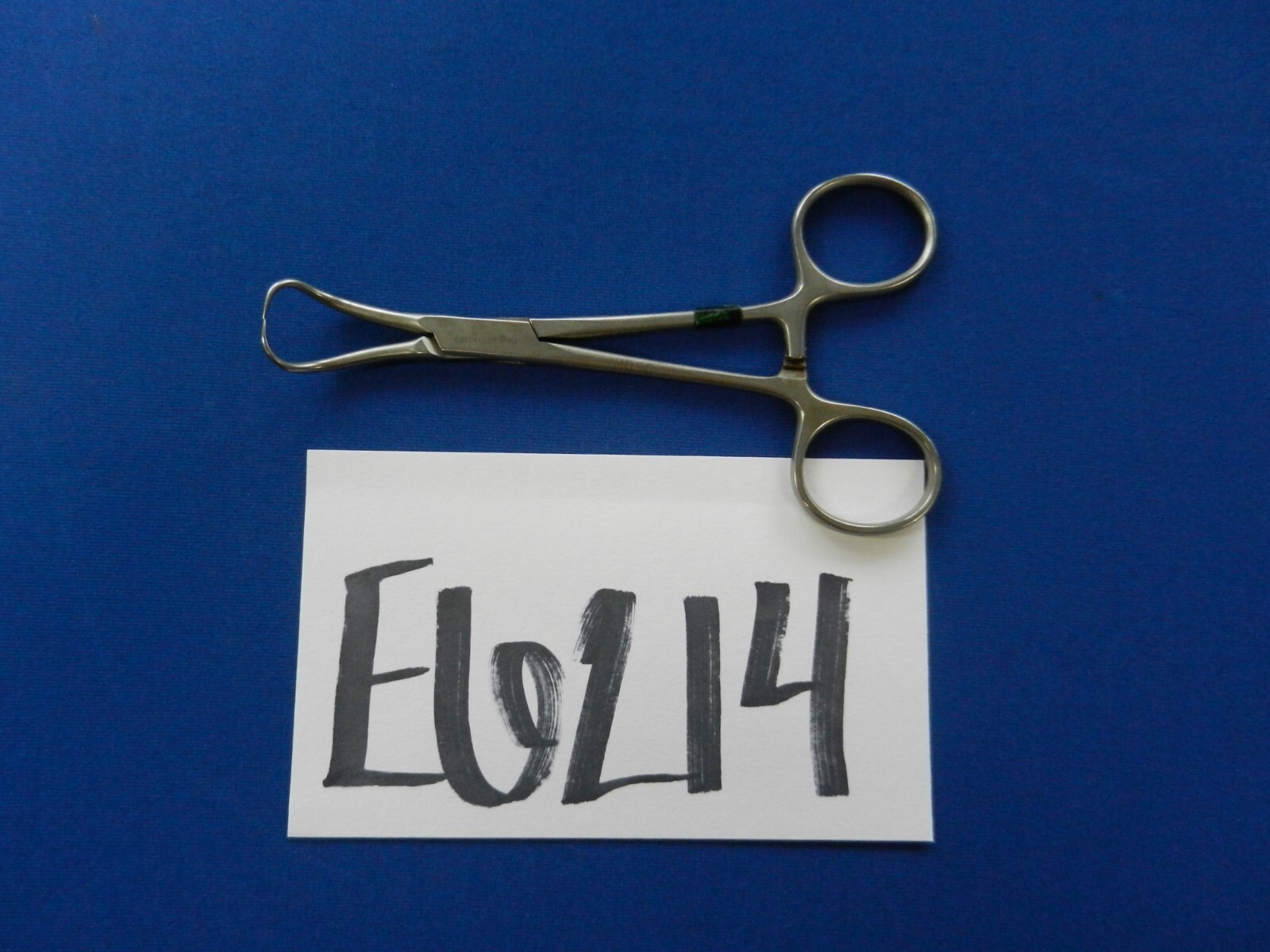 E6214 V. Mueller SU2905 Backhaus Towel Clamp Forceps 5.25″ Overall Length