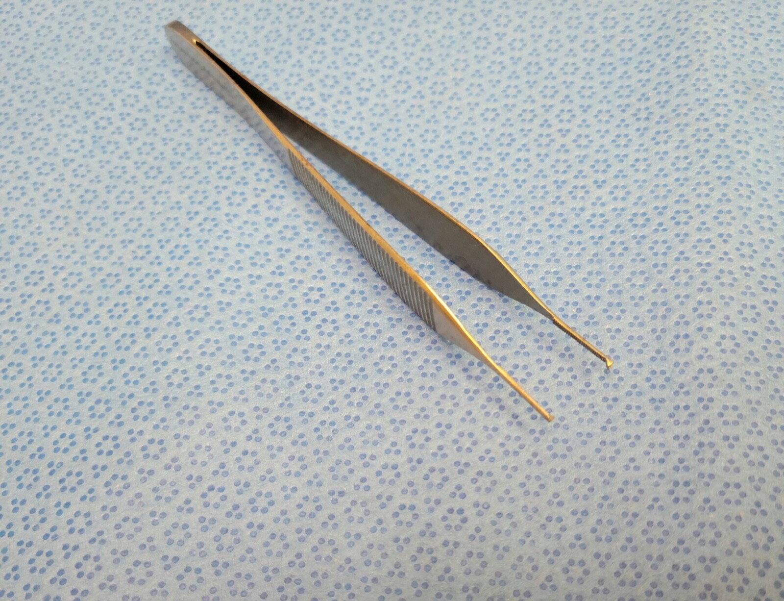 Novosurgical G1732-24 Surgical Straight Tissue Forceps 1 x 2 Teeth
