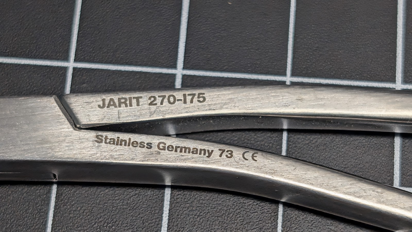 Integra Jarit 270-175 Dingman Cartilage Clamp Bone Holding Surgical Forceps