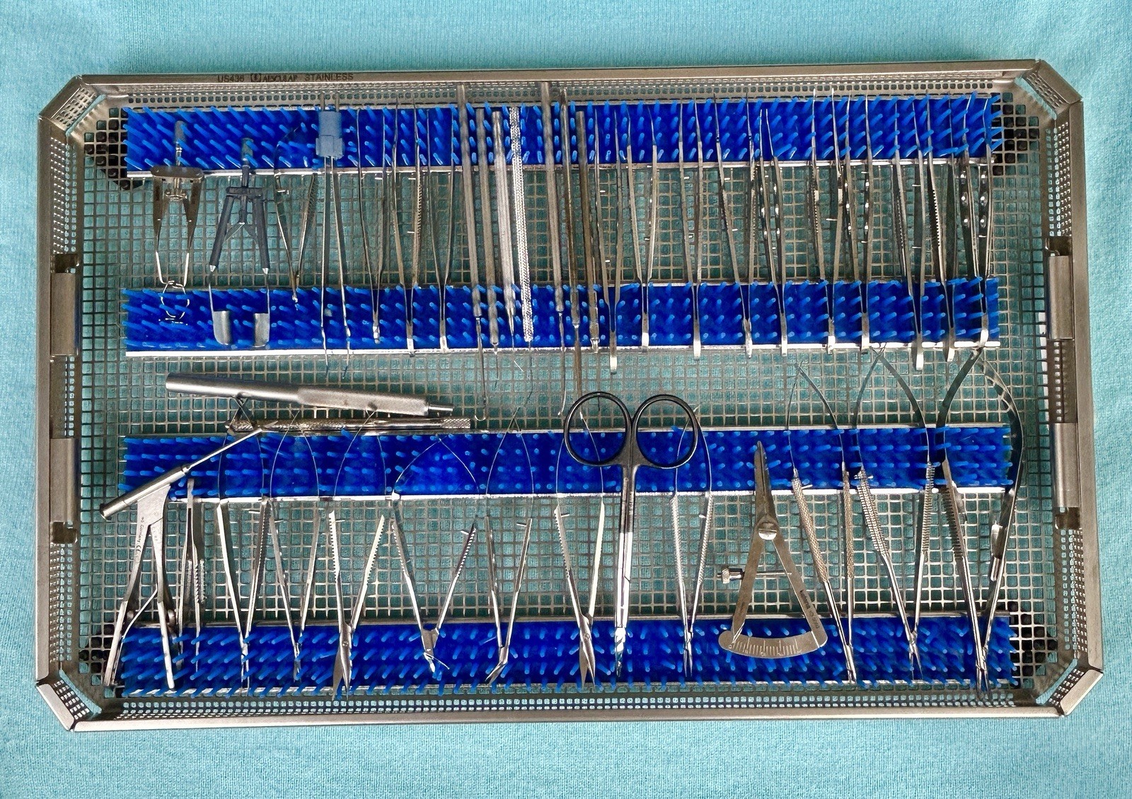 40 Piece Storz Katena Ophthalmic Instrument Set & Case Opthalmology Eye Tray