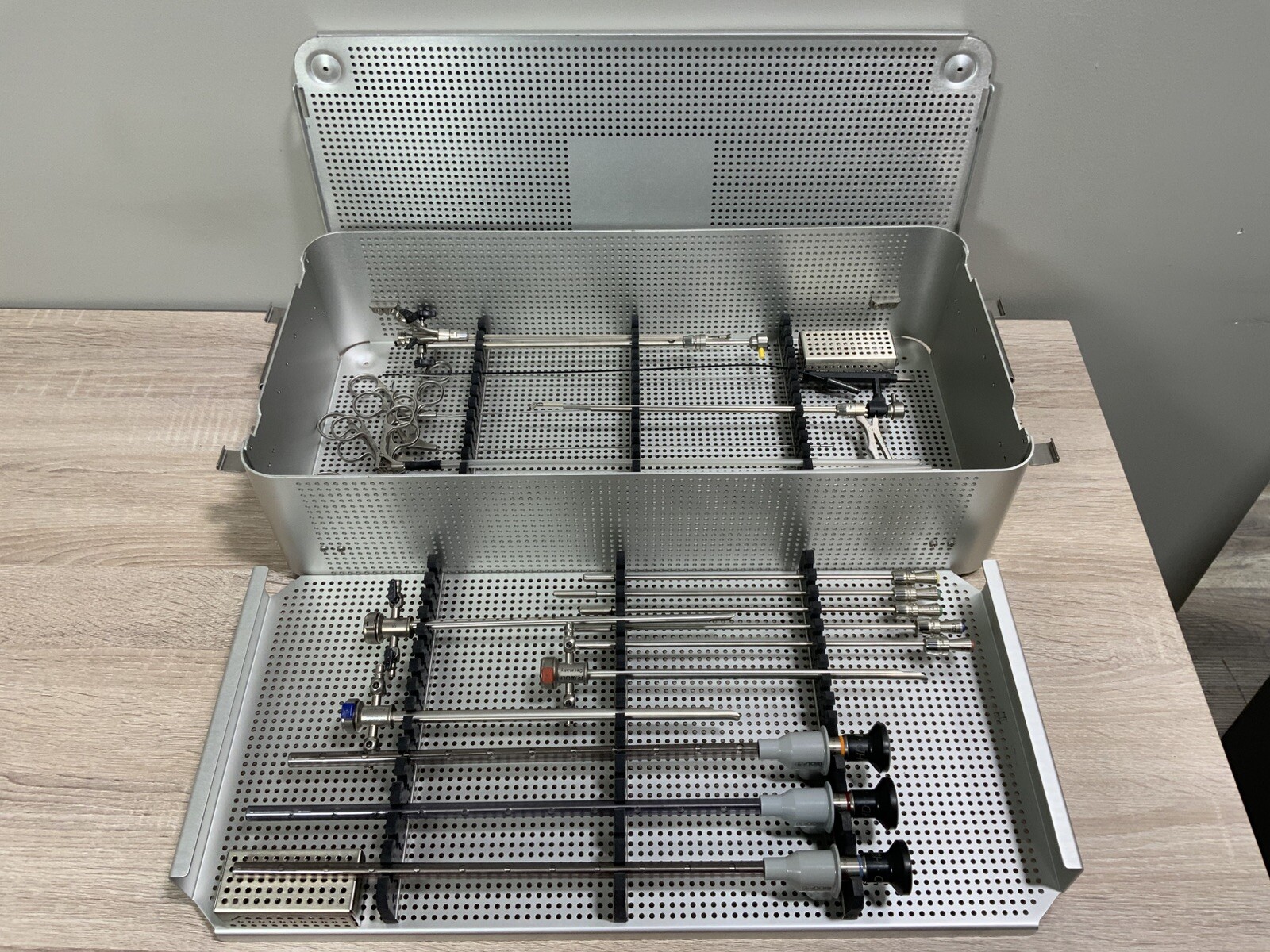R. Wolf Surgical Instrument Set w/ 8650.414, 8654.422, 8974.412 Scopes
